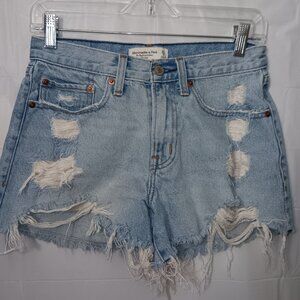 ABERCROMBIE &FITCH DISTRESSED MID RISE BOYFRIEND JEAN SHORTS